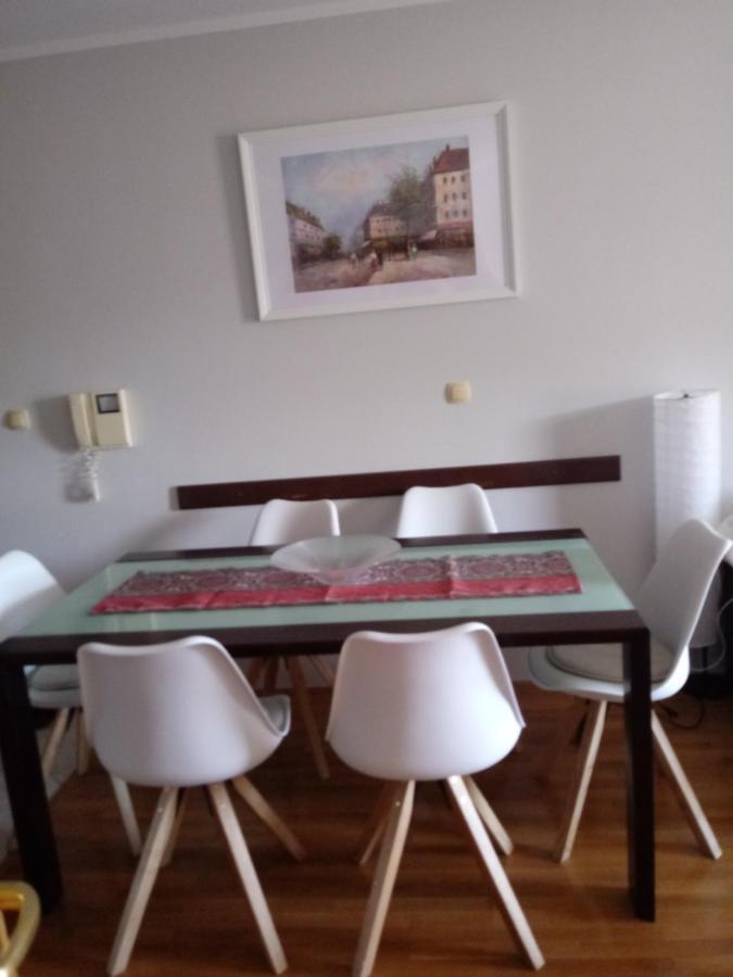 Apartman Laura Galileo Blizu Centra I Plaze Makarska Exterior foto