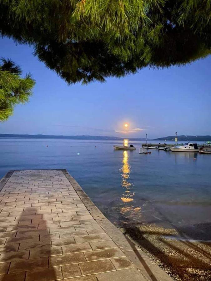 Apartman Laura Galileo Blizu Centra I Plaze Makarska Exterior foto
