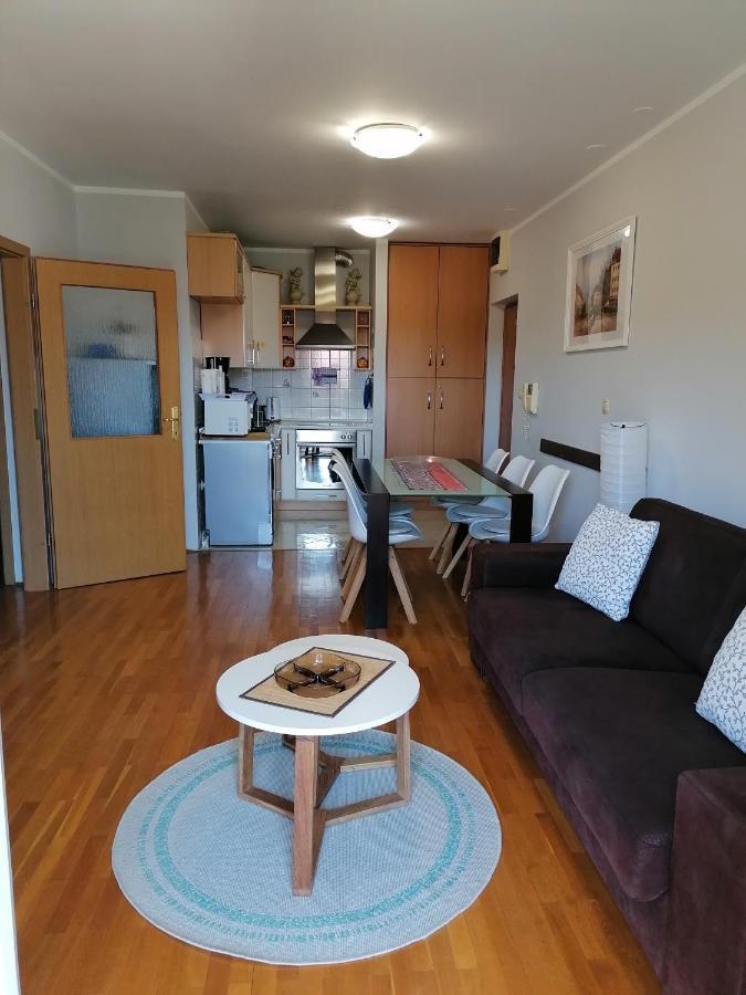 Apartman Laura Galileo Blizu Centra I Plaze Makarska Exterior foto